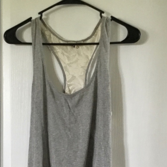 Roxy. Large. White and gray tank - Picture 3 of 3